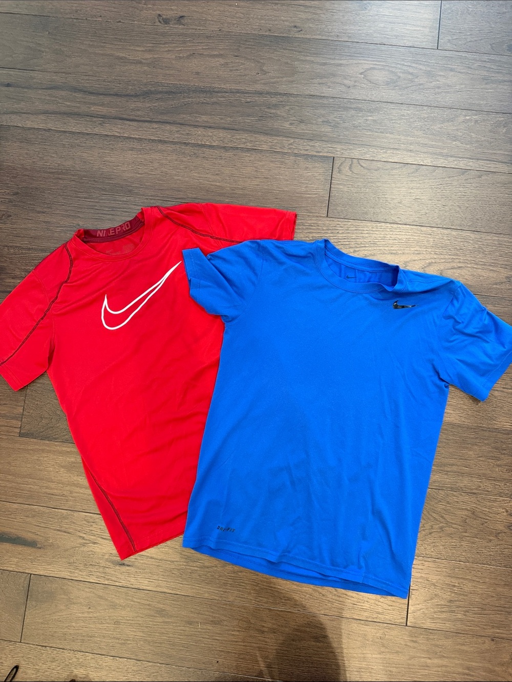 Nike Boys Short Sleeve Tees YXL/Adult Small Set of 2 - C38-024